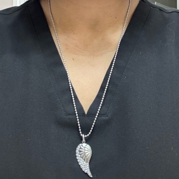 Vintage 925 Sterling Angel Wing Pendant Unisex - Picture 1 of 7